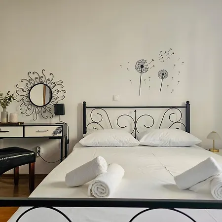 Lejlighed Stela, 2-bedrooms, Sea View And Parking