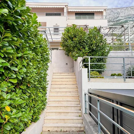 Stela, 2-bedrooms, Sea View And Parking Appartement *